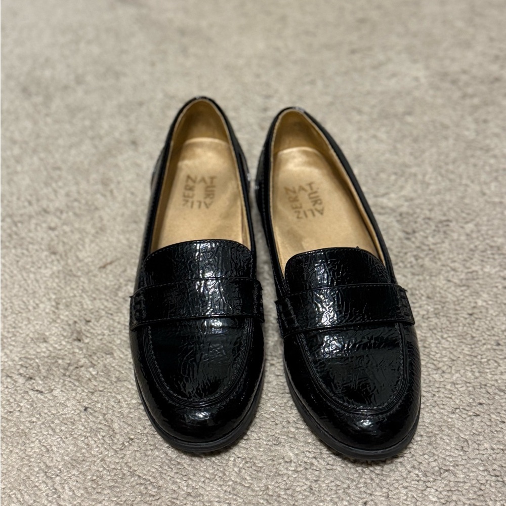 Naturalizer Black Loafers